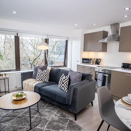 Pembroke House Apartments Exeter For Families Business Relocation Free Parking Extérieur photo