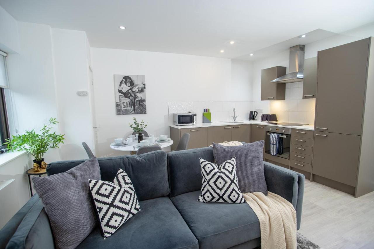 Pembroke House Apartments Exeter For Families Business Relocation Free Parking Extérieur photo
