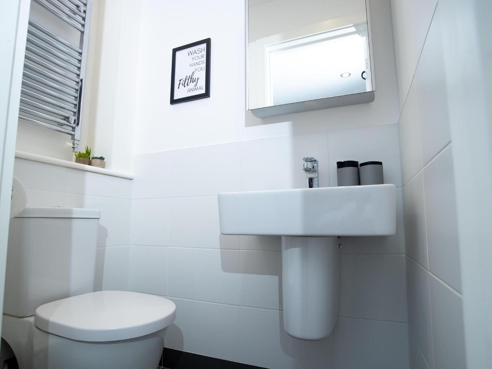 Pembroke House Apartments Exeter For Families Business Relocation Free Parking Extérieur photo