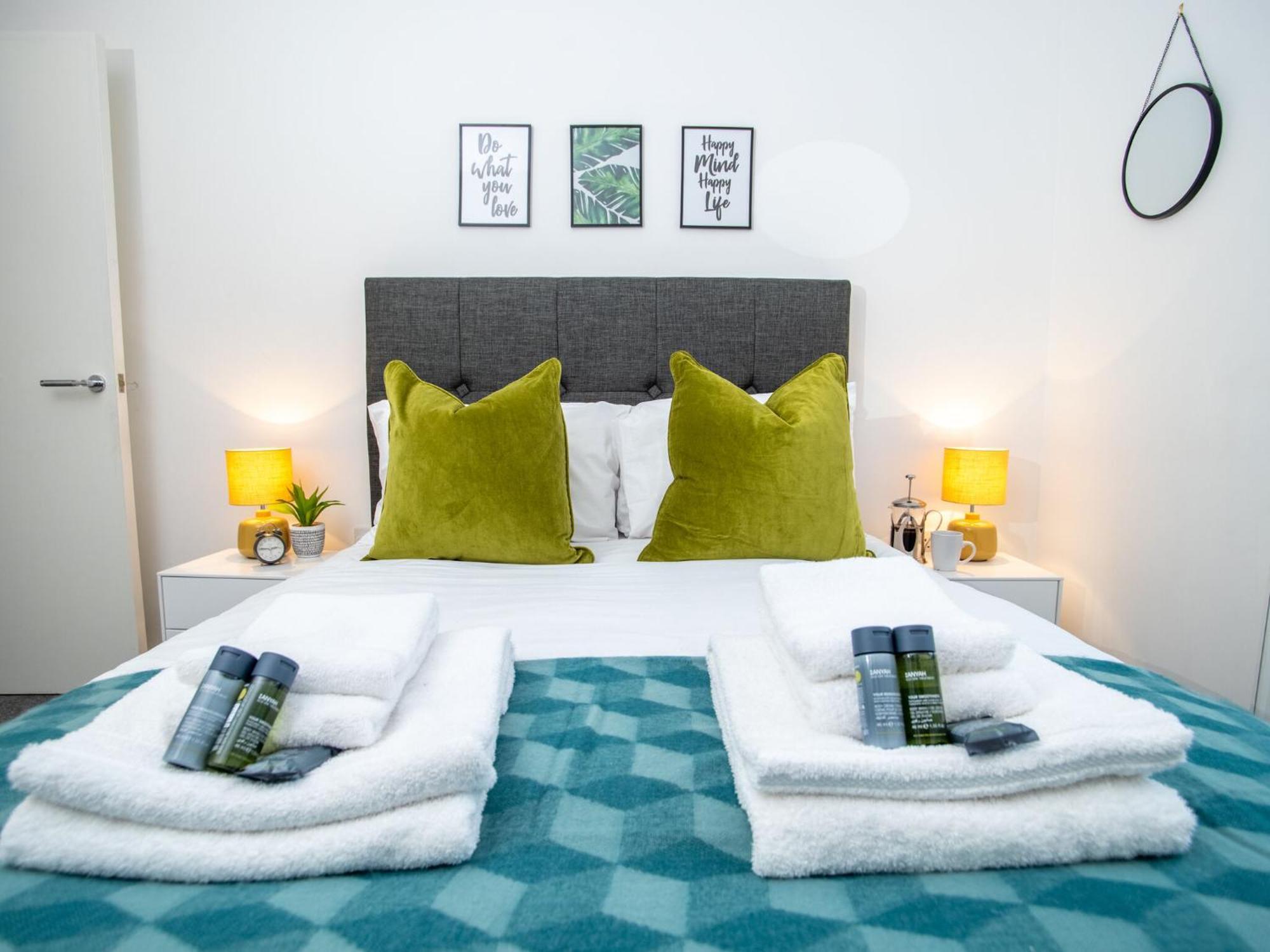 Pembroke House Apartments Exeter For Families Business Relocation Free Parking Extérieur photo